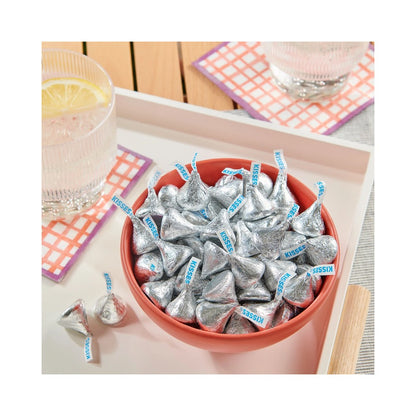 HERSHEY'S Kisses Milk Chocolate Candy 137g